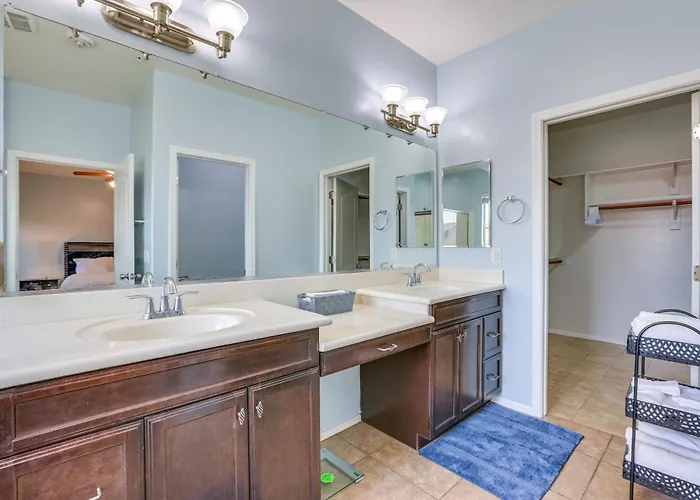 Furnished Patio! Retreat 12 Mi To Dtwn