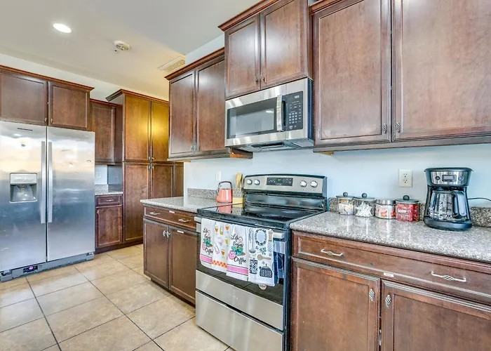 Furnished Patio! Retreat 12 Mi To Dtwn